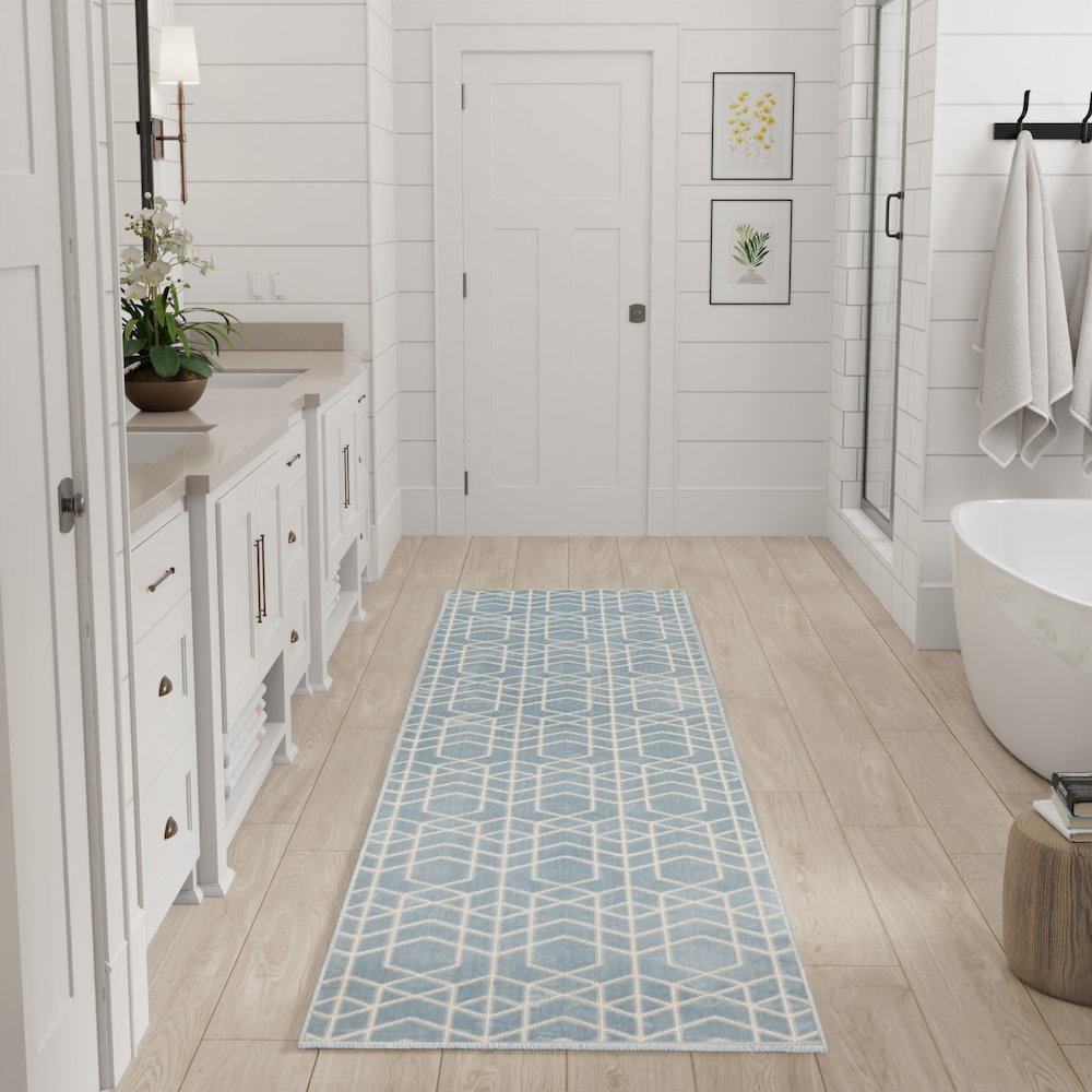 Nourison Home Washable Charm Area Rug. Picture 2