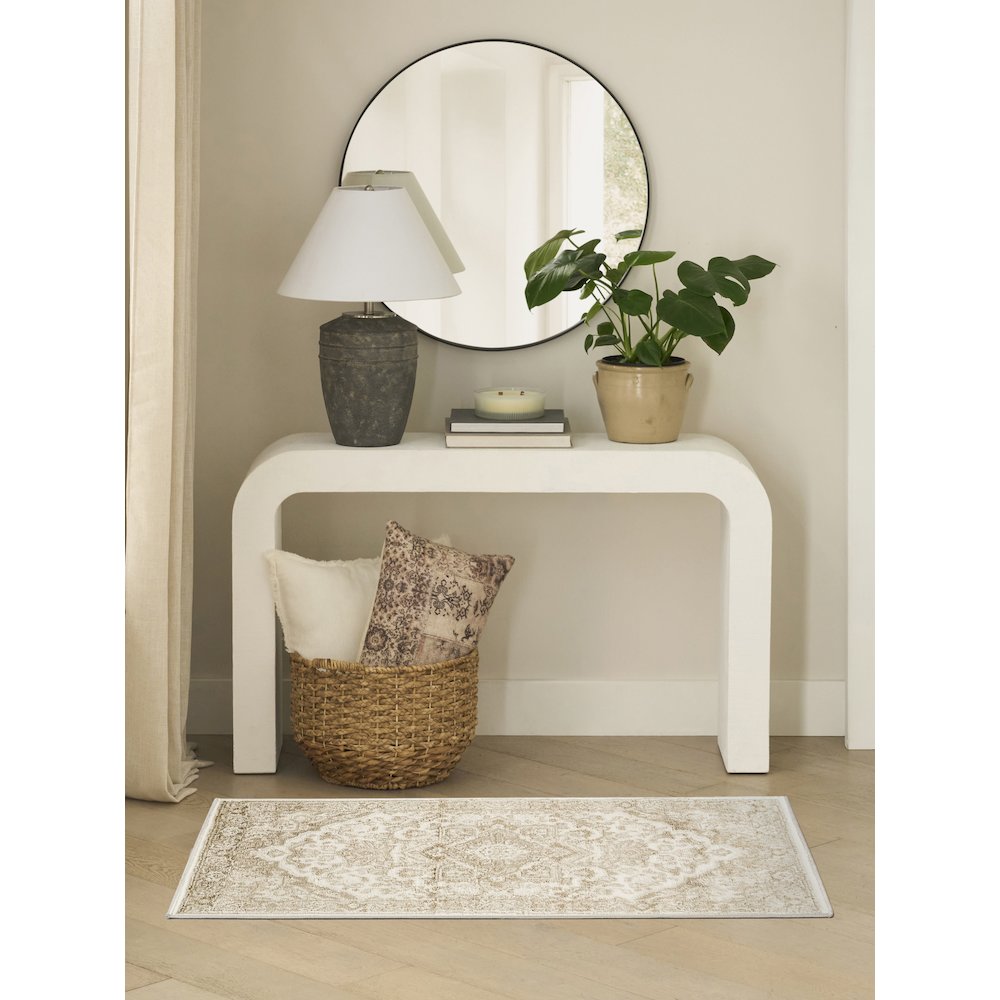 Nourison Home Dekor Area Rug. Picture 2