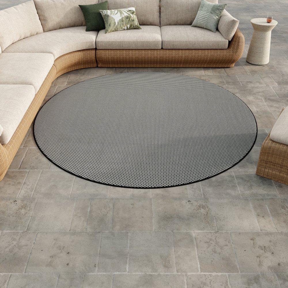 Nourison Home Courtyard Area Rug. Picture 9
