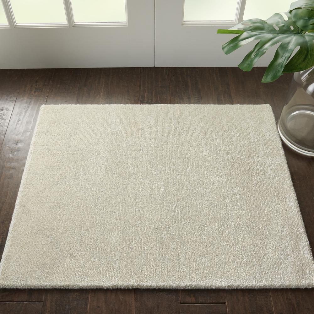 Modern Rectangle Area Rug, 2' x 3'. Picture 2
