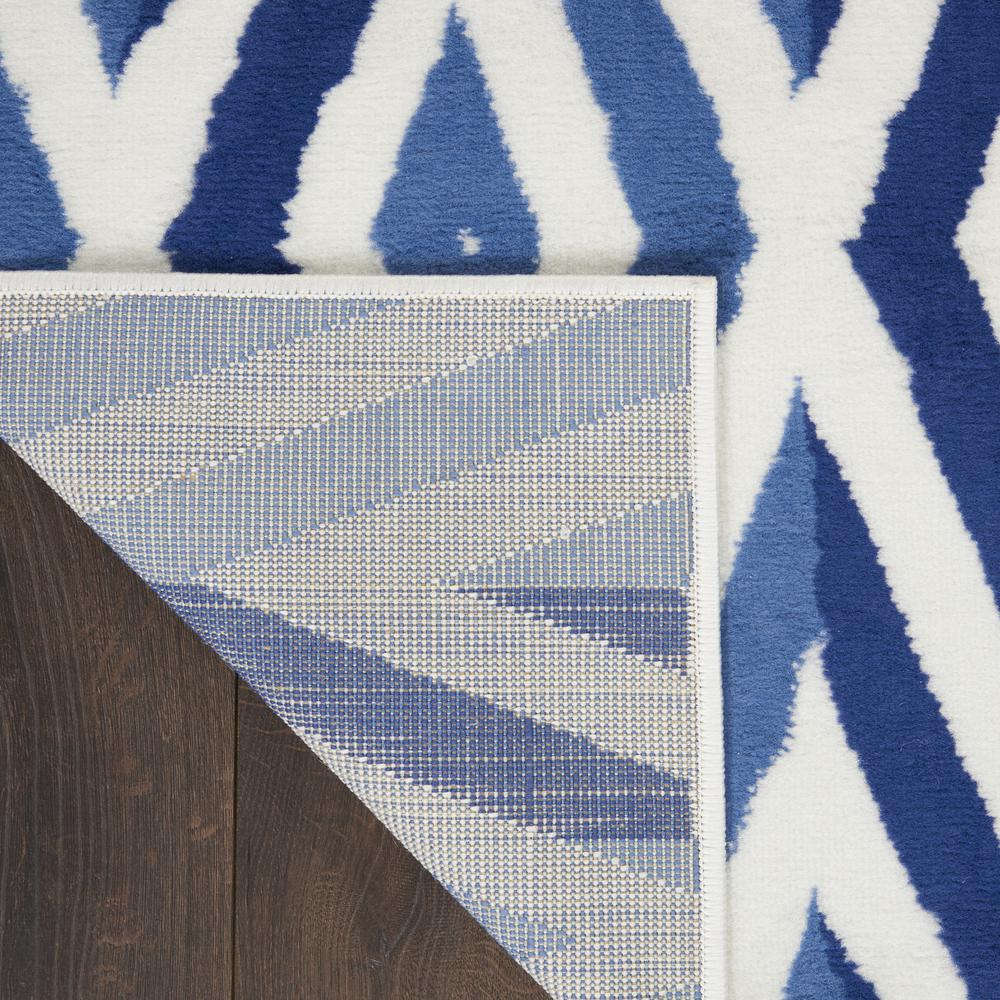 Modern Rectangle Area Rug, 7' x 10'. Picture 3