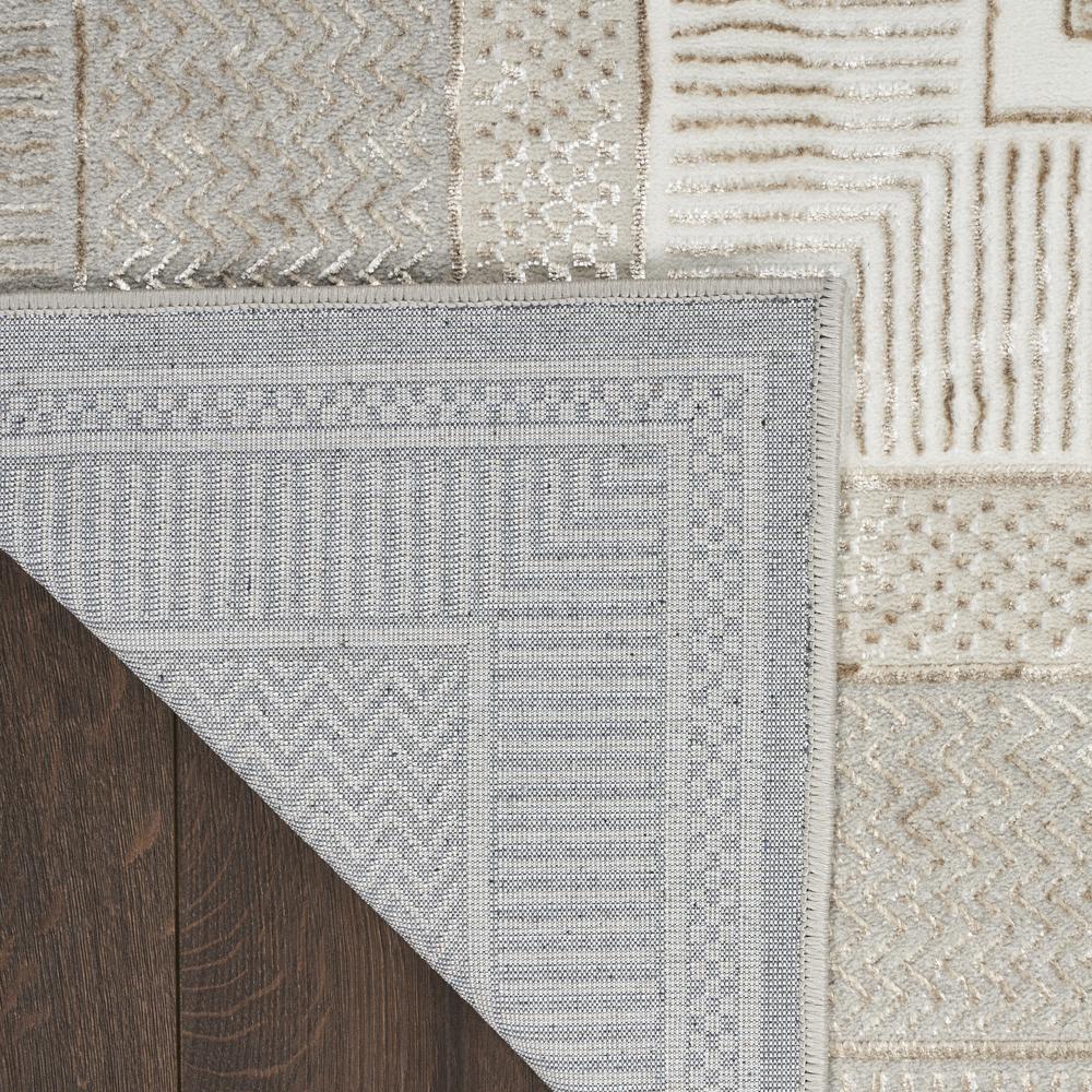 Modern Rectangle Area Rug, 5' x 7'. Picture 4