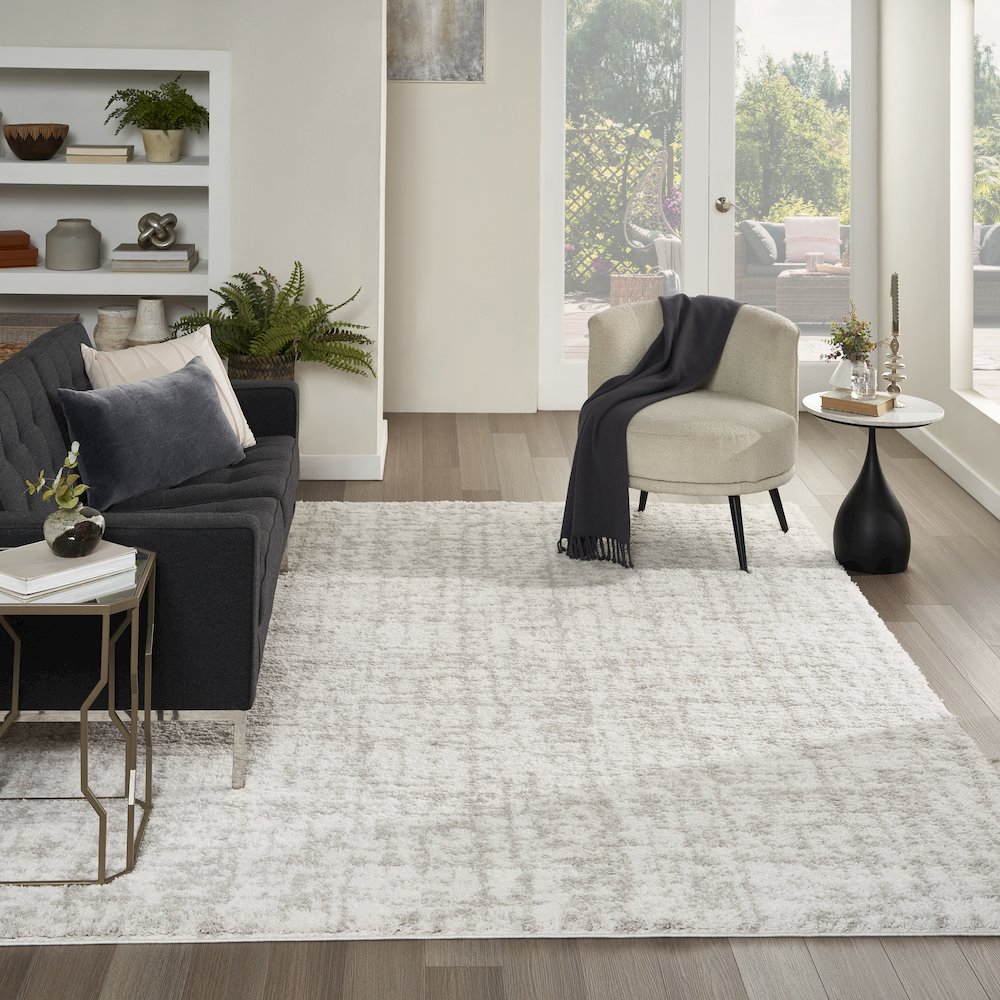 Nourison Home Modern Shag Area Rug. Picture 2