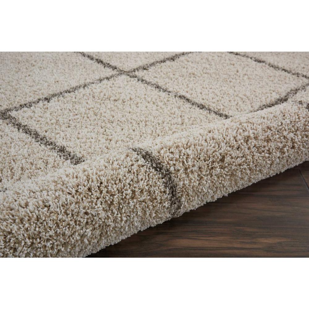 Brisbane Area Rug, Cream, 8'2" x ROUND. Picture 4