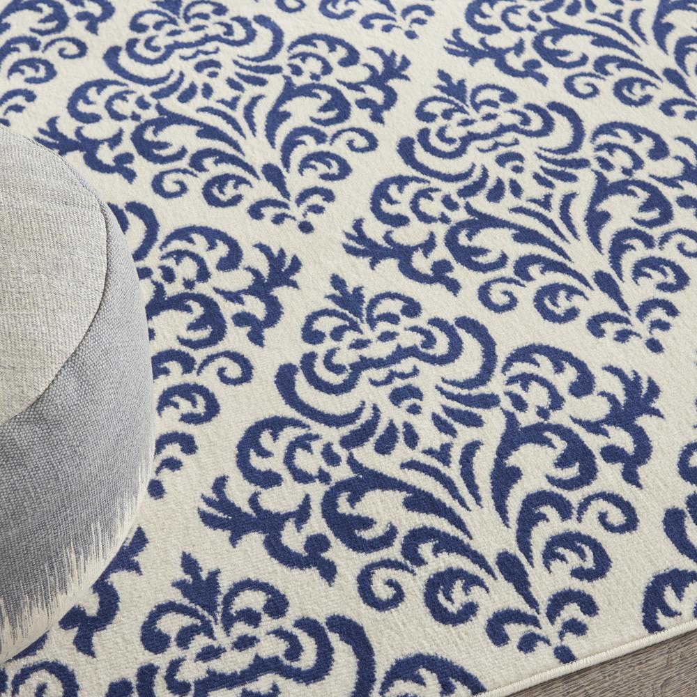 Transitional Rectangle Area Rug, 7' x 10'. Picture 8