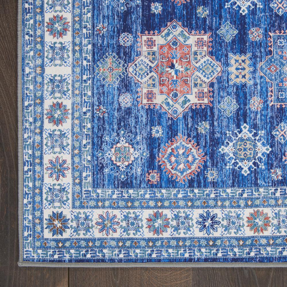 Vintage Runner Area Rug, 5' Runner. Picture 4