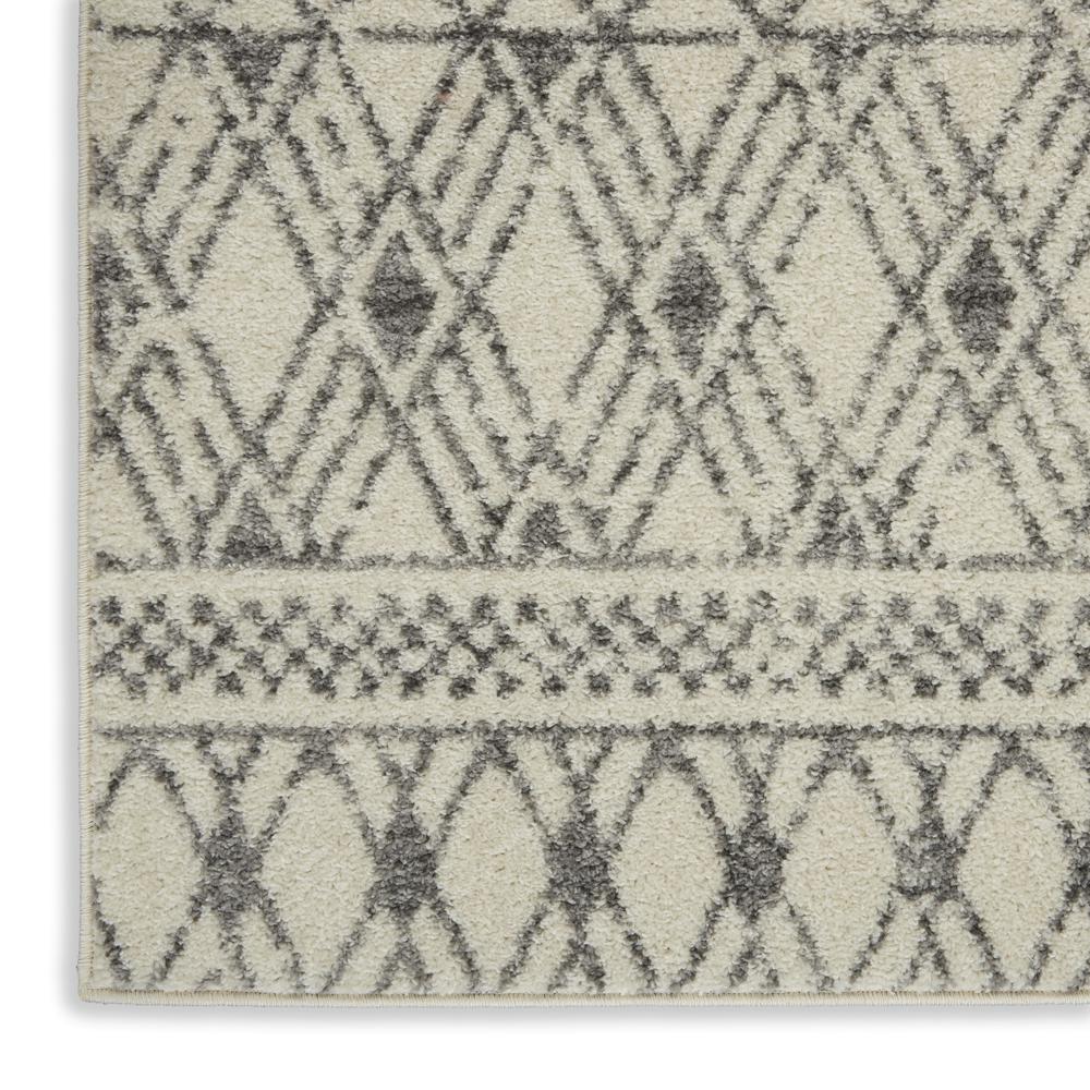 Bohemian Rectangle Area Rug, 5' x 7'. Picture 6