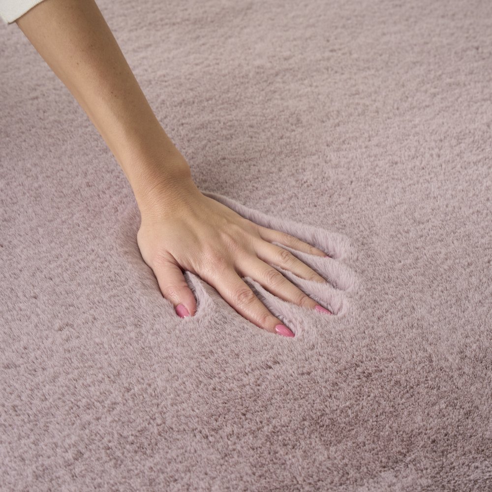 Nourison Home Soft Plush Rabbit Fur Area Rug. Picture 10