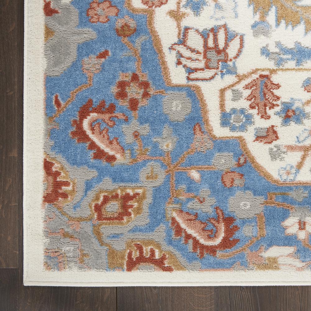 Transitional Rectangle Area Rug, 4' x 6'. Picture 4