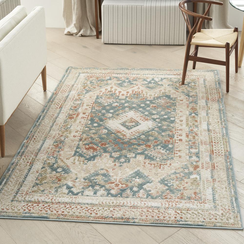Vintage Rectangle Area Rug, 5' x 7'. Picture 2