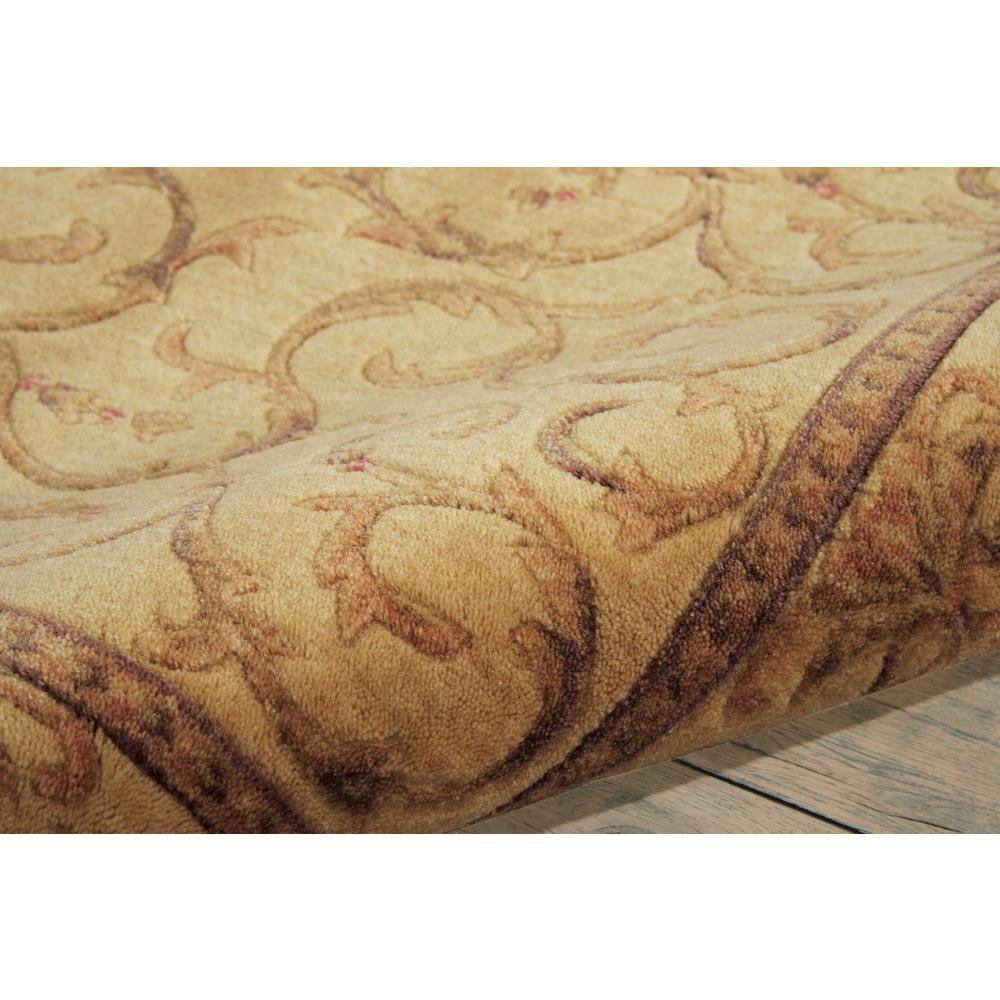 Traditional Rectangle Area Rug, 2' x 3'. Picture 5