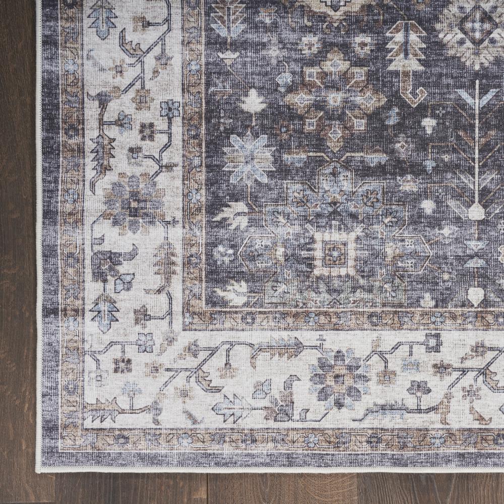 Vintage Rectangle Area Rug, 5' x 7'. Picture 4