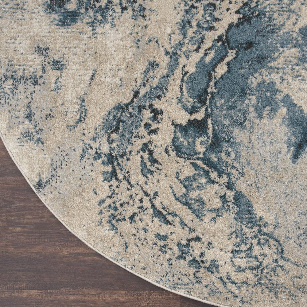 Modern Round Area Rug, 4' x Round. Picture 4
