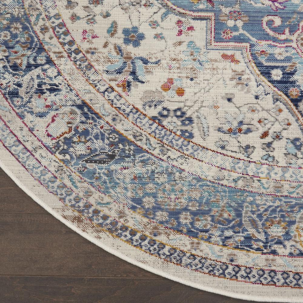 Vintage Round Area Rug, 4' x Round. Picture 5