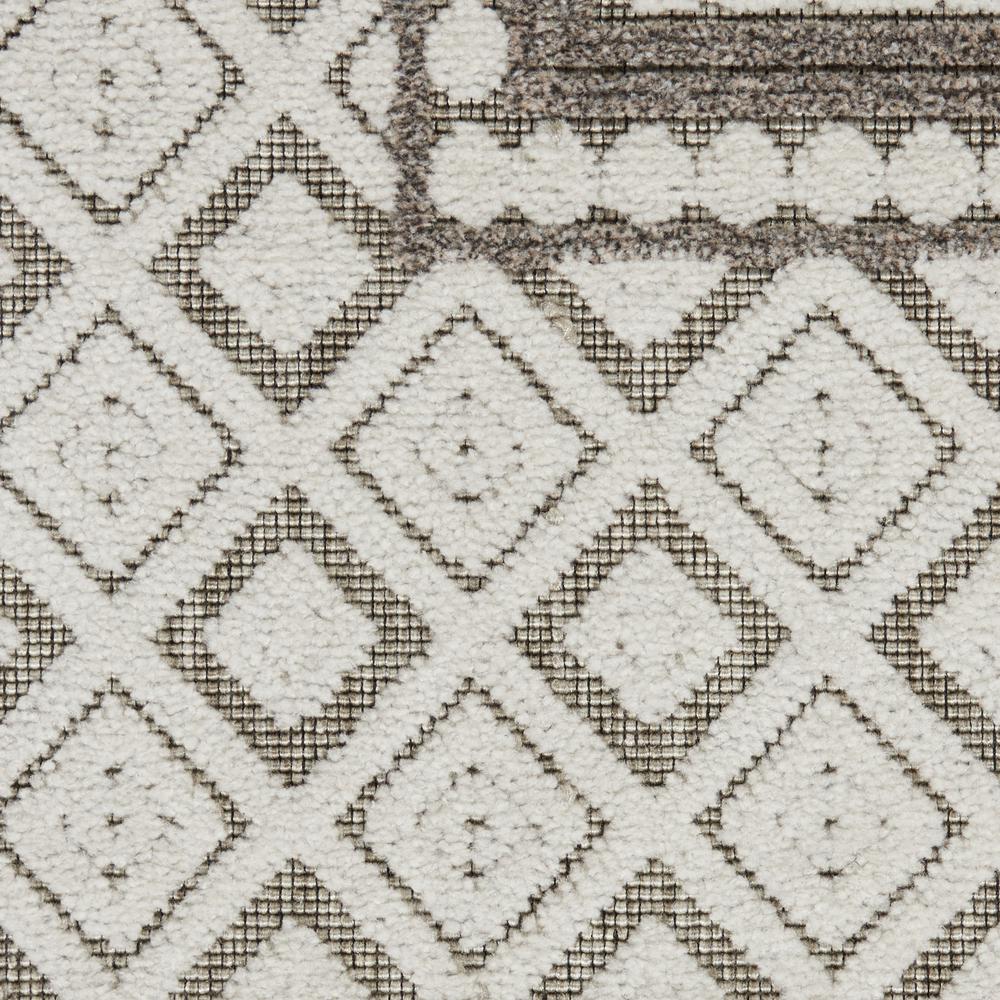 CLA02 Calobra Lt Grey Area Rug- 4' x 6'. Picture 6