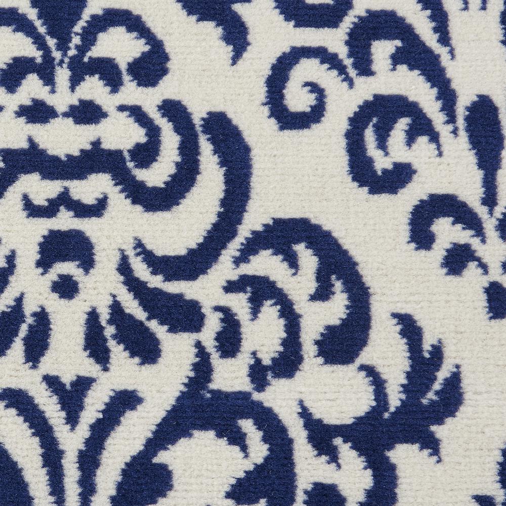 Transitional Round Area Rug, 5' x Round. Picture 7