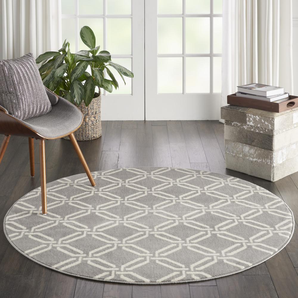 Contemporary Round Area Rug, 5' x Round. Picture 2