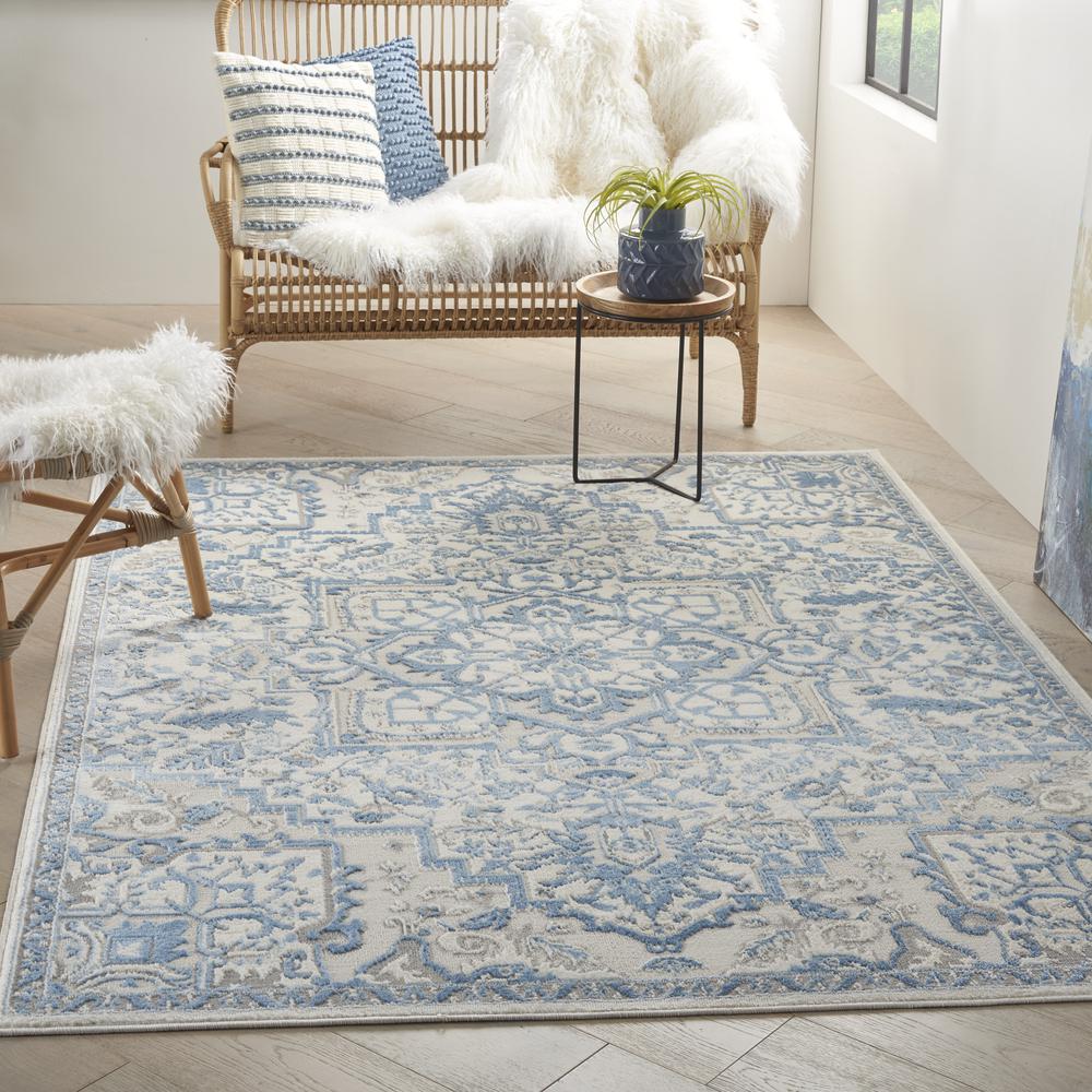 Bohemian Rectangle Area Rug, 4' x 6'. Picture 3