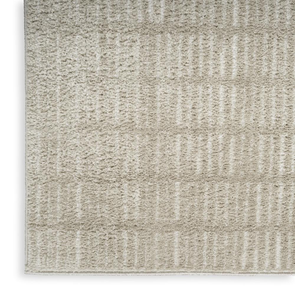 Scandinavian Rectangle Area Rug, 5' x 7'. Picture 5