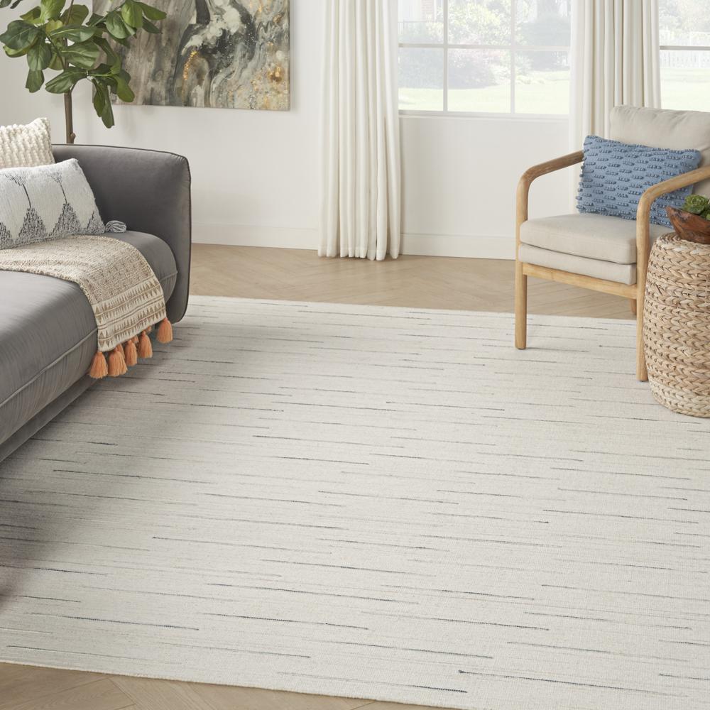 Nourison Interweave -Area Rug Ivory, IWV01. Picture 2