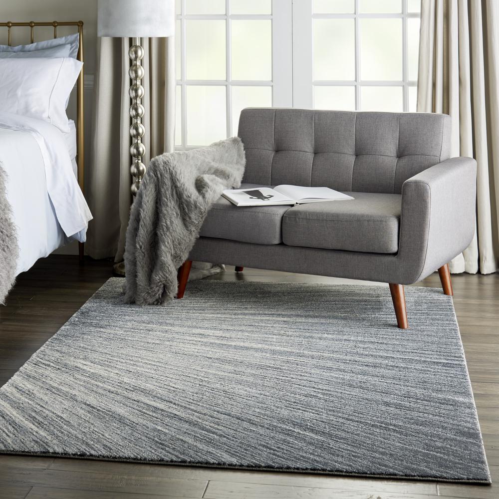 Modern Rectangle Area Rug, 4' x 6'. Picture 9