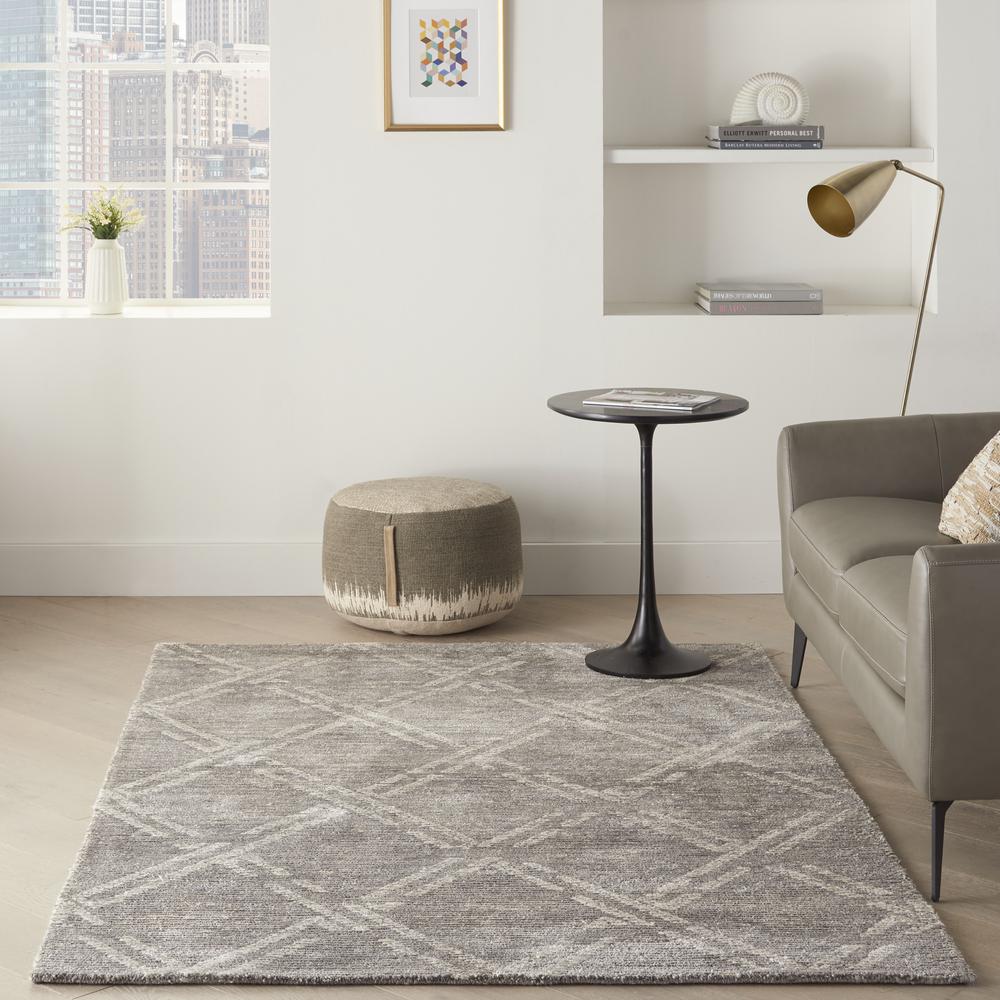 Nourison Venosa Area Rug, Grey/Ivory, 5'3" x 7'10", VSN01. Picture 2