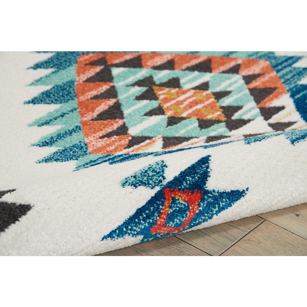 Tribal Decor Area Rug, White, 5'3" x 7'6". Picture 4