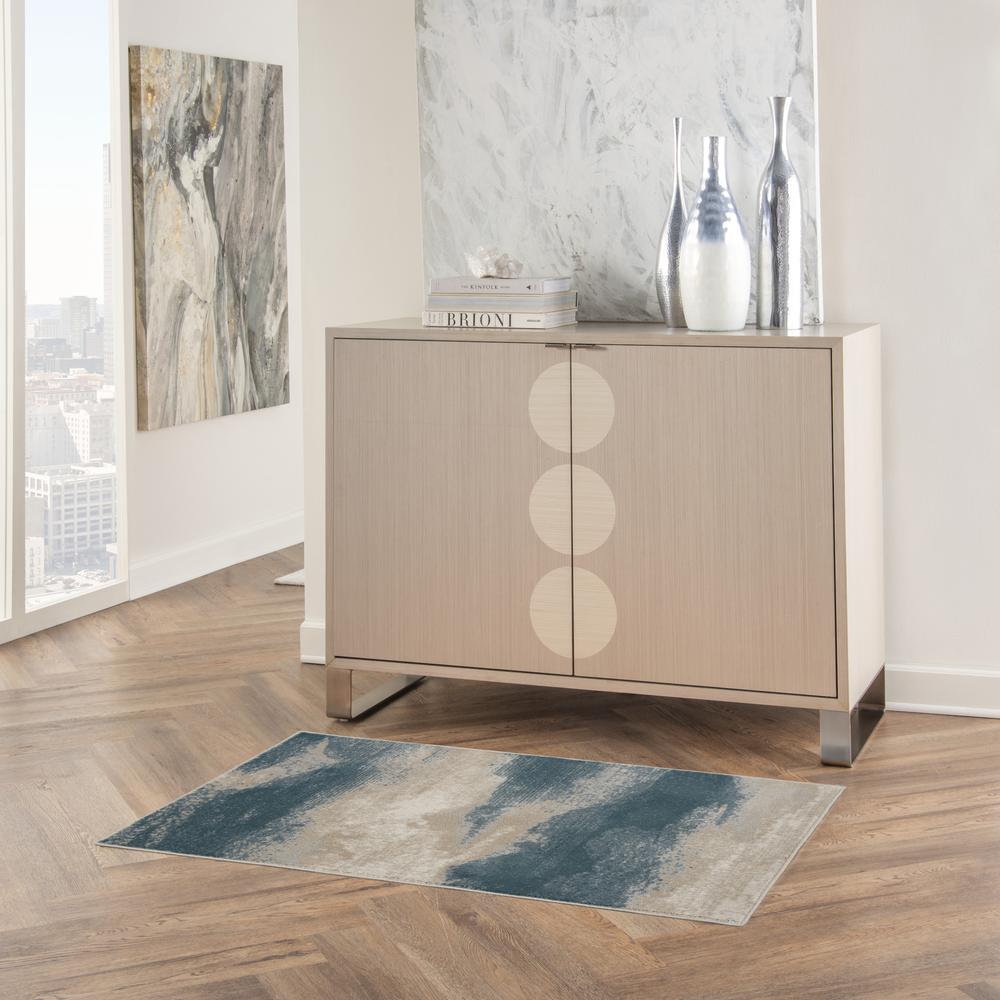 Modern Rectangle Area Rug, 2' x 4'. Picture 2