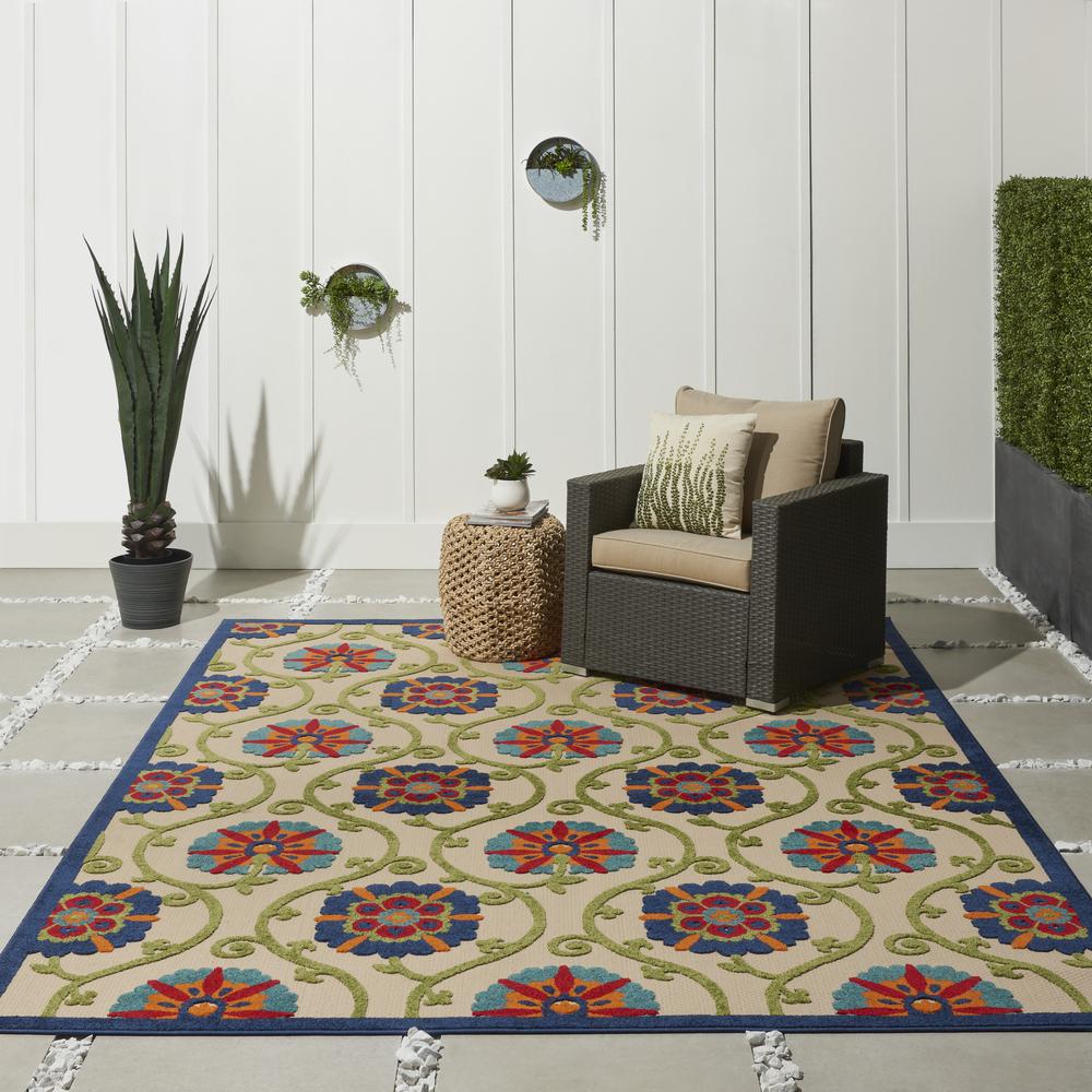 Contemporary Rectangle Area Rug, 7' x 10'. Picture 10