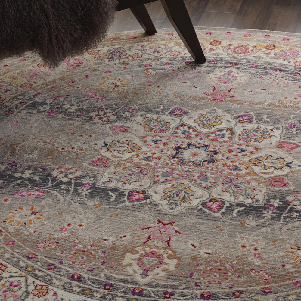 Vintage Round Area Rug, 6' x Round. Picture 2
