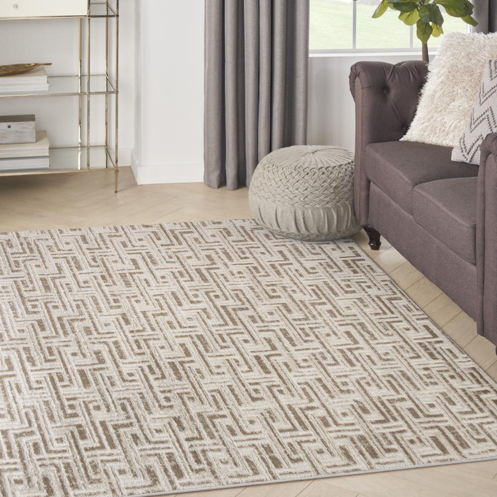 Modern Rectangle Area Rug, 4' x 6'. Picture 2