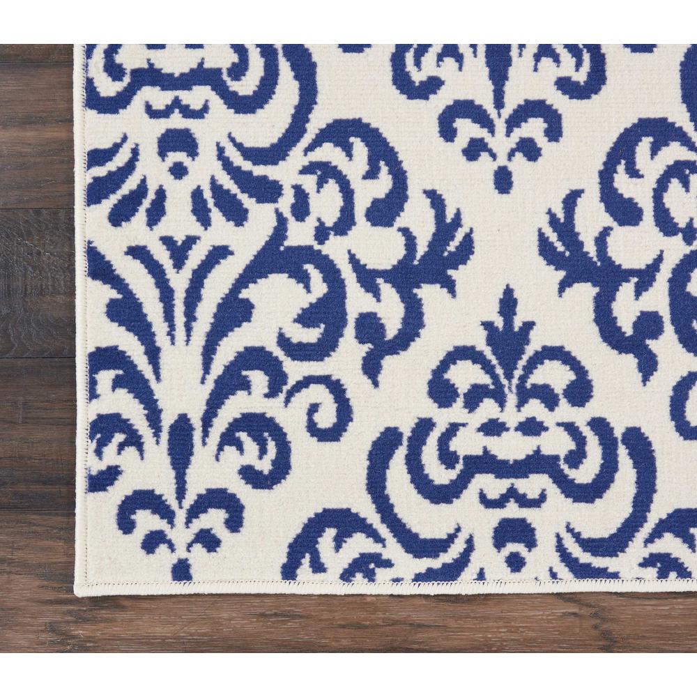 Transitional Runner Area Rug, 8' Runner. Picture 4