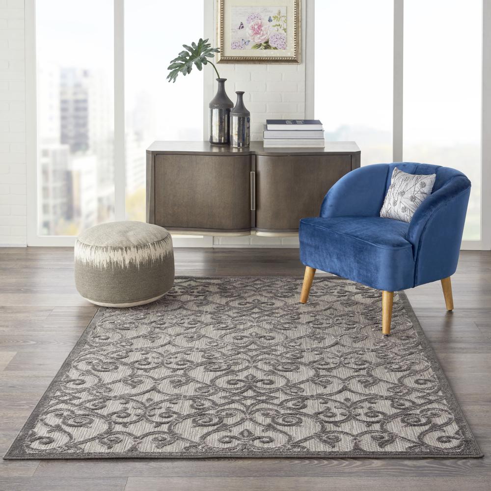 Aloha Area Rug, Grey/Charcoal, 3'6" x 5'6". Picture 2