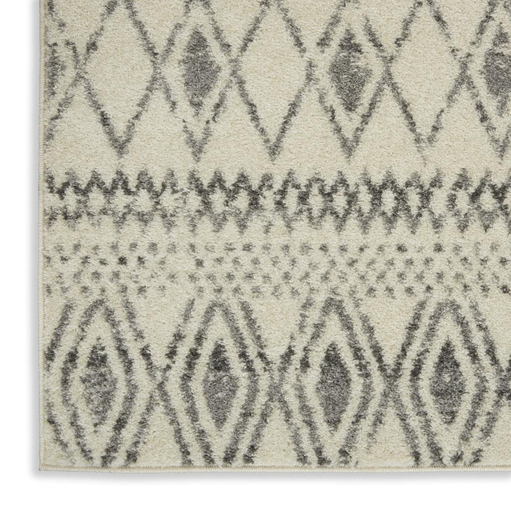 Bohemian Rectangle Area Rug, 5' x 7'. Picture 5