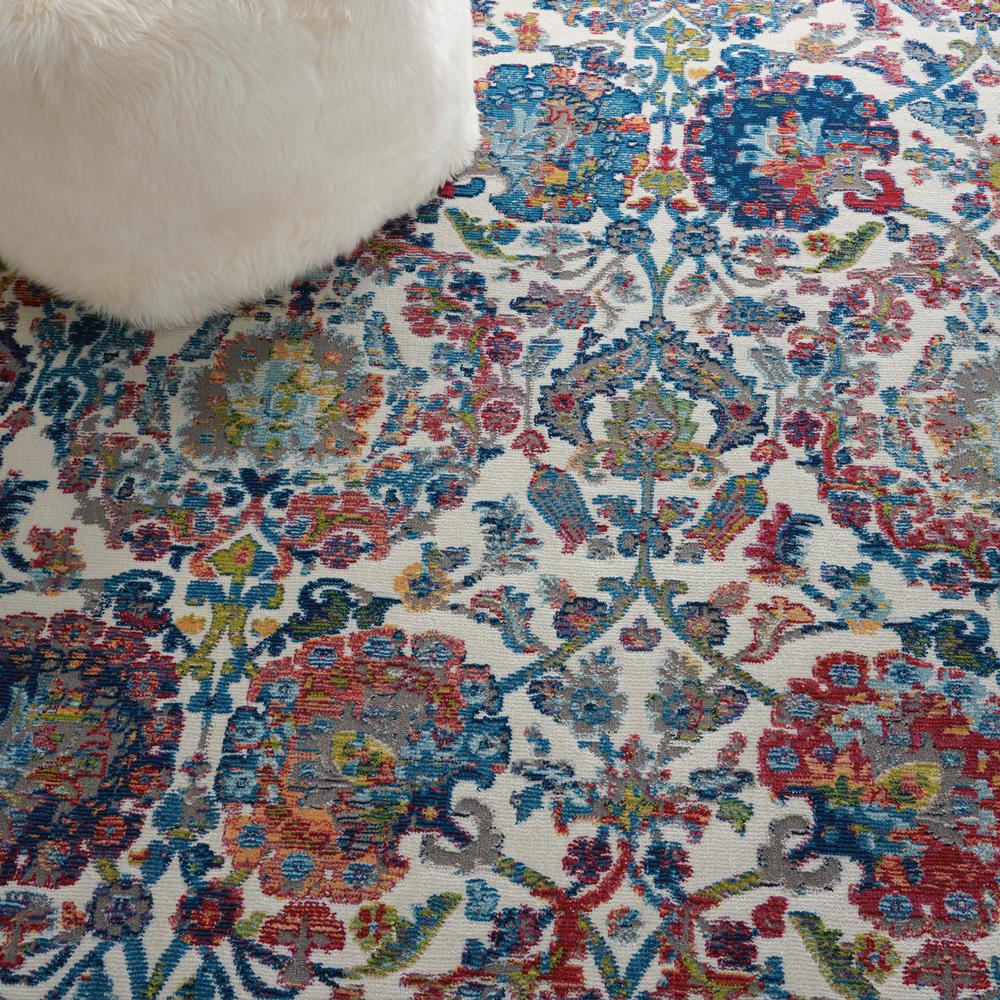 Vintage Round Area Rug, 4' x Round. Picture 9