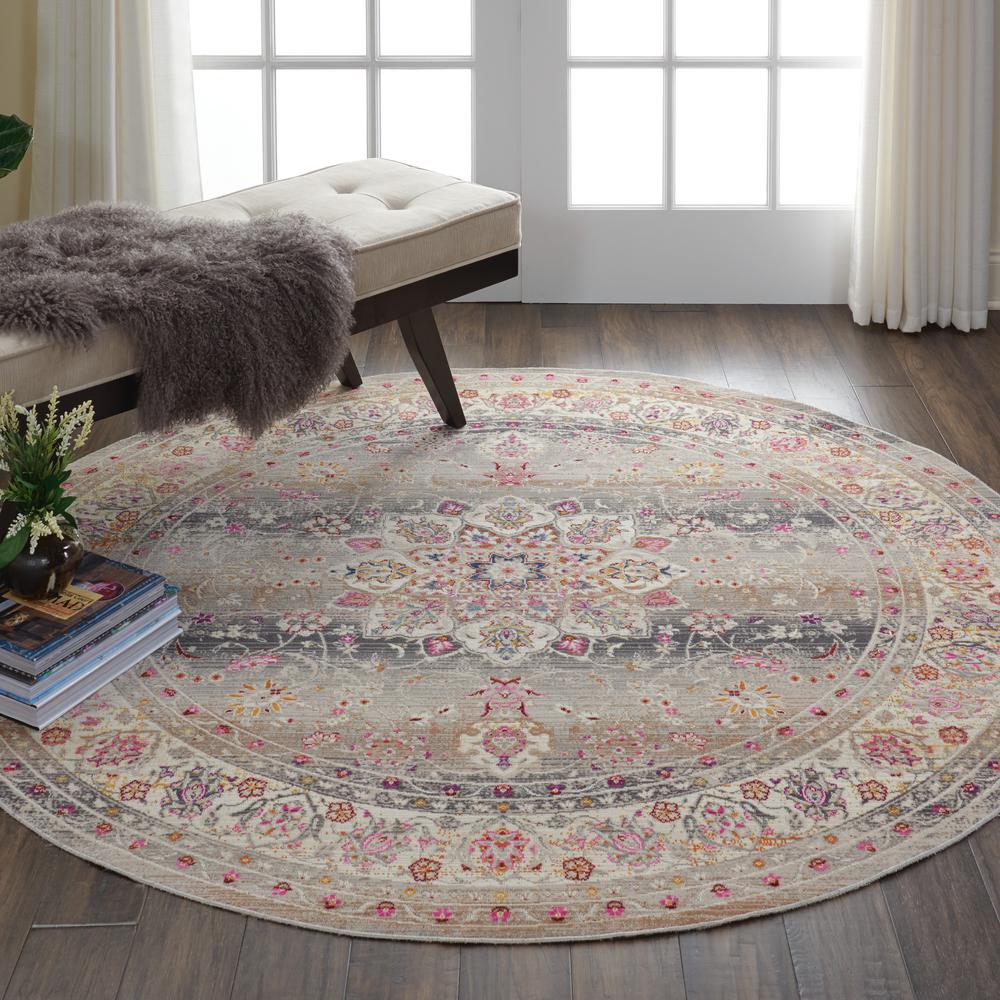 Vintage Round Area Rug, 6' x Round. Picture 8