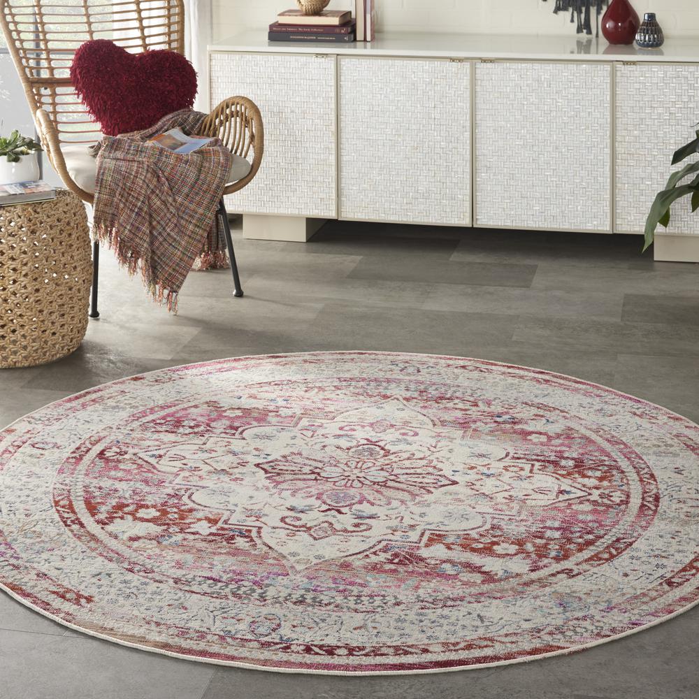 Vintage Round Area Rug, 6' x Round. Picture 3