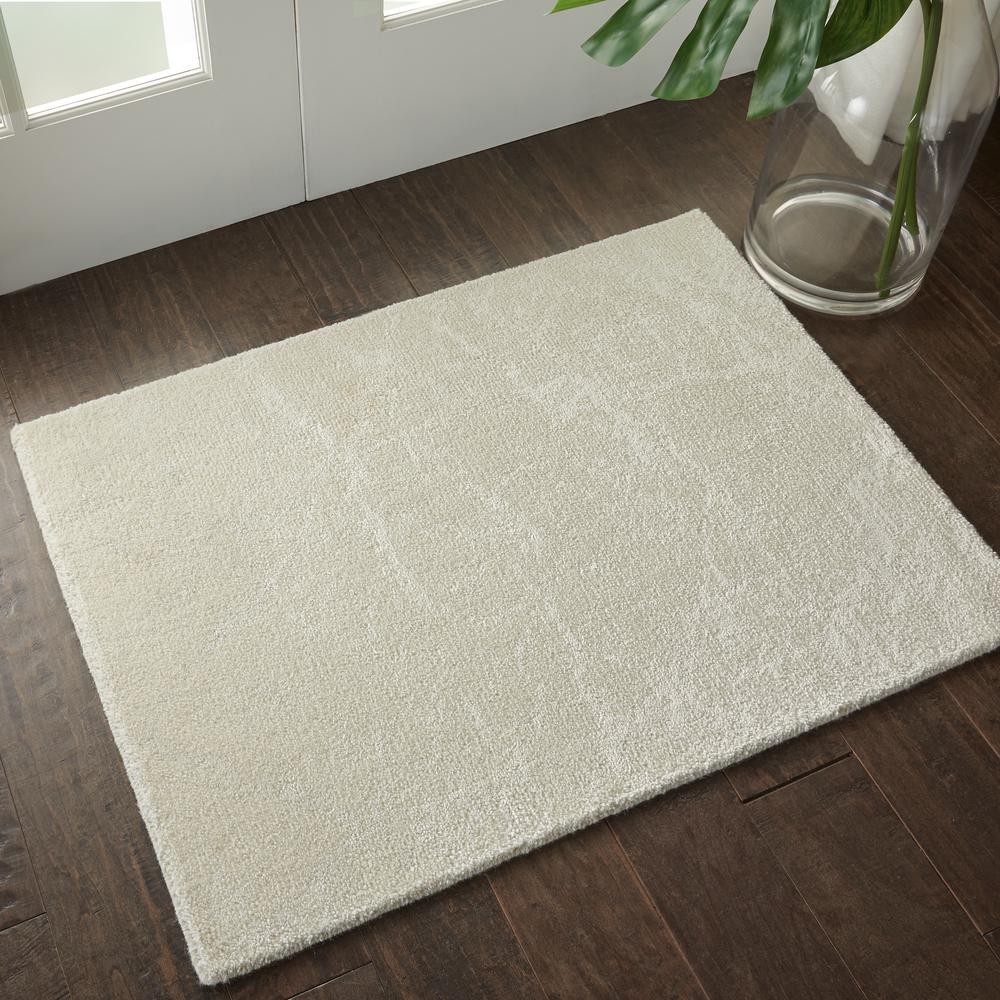 Modern Rectangle Area Rug, 2' x 3'. Picture 8