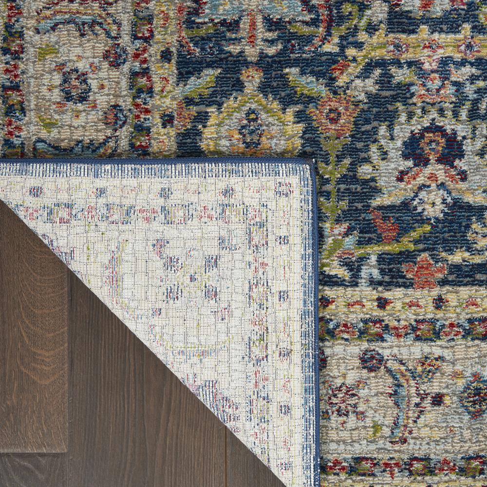 Traditional Rectangle Area Rug, 5' x 8'. Picture 4