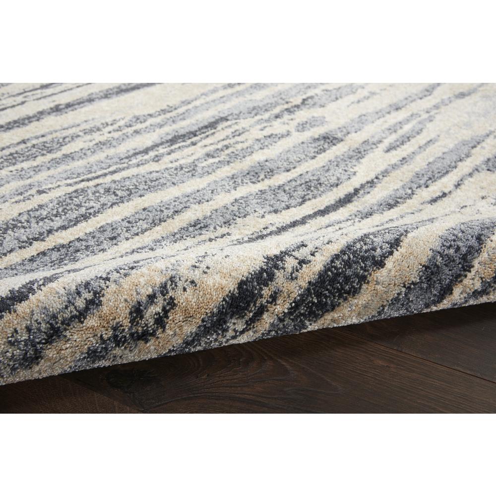 Modern Rectangle Area Rug, 5' x 7'. Picture 8