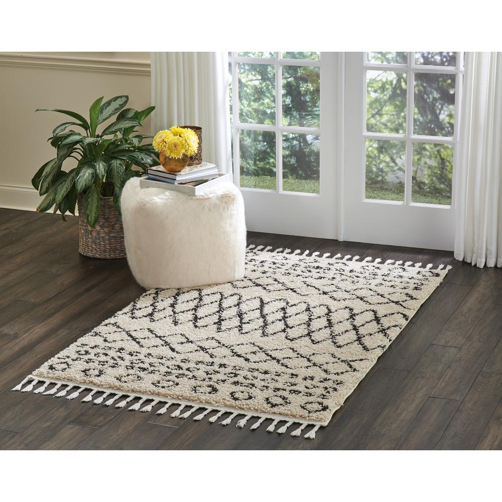 Moroccan Shag Area Rug, Cream, 3'11" x 6'7". Picture 2
