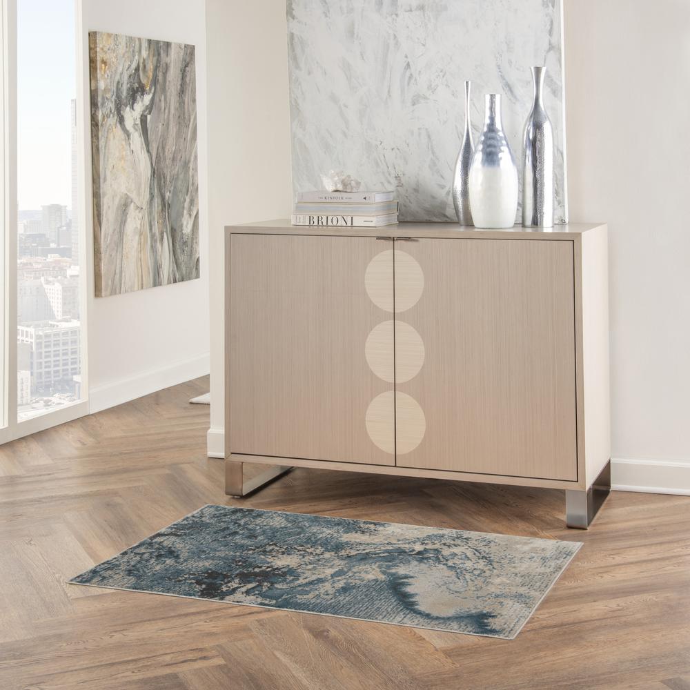 Modern Rectangle Area Rug, 2' x 4'. Picture 3