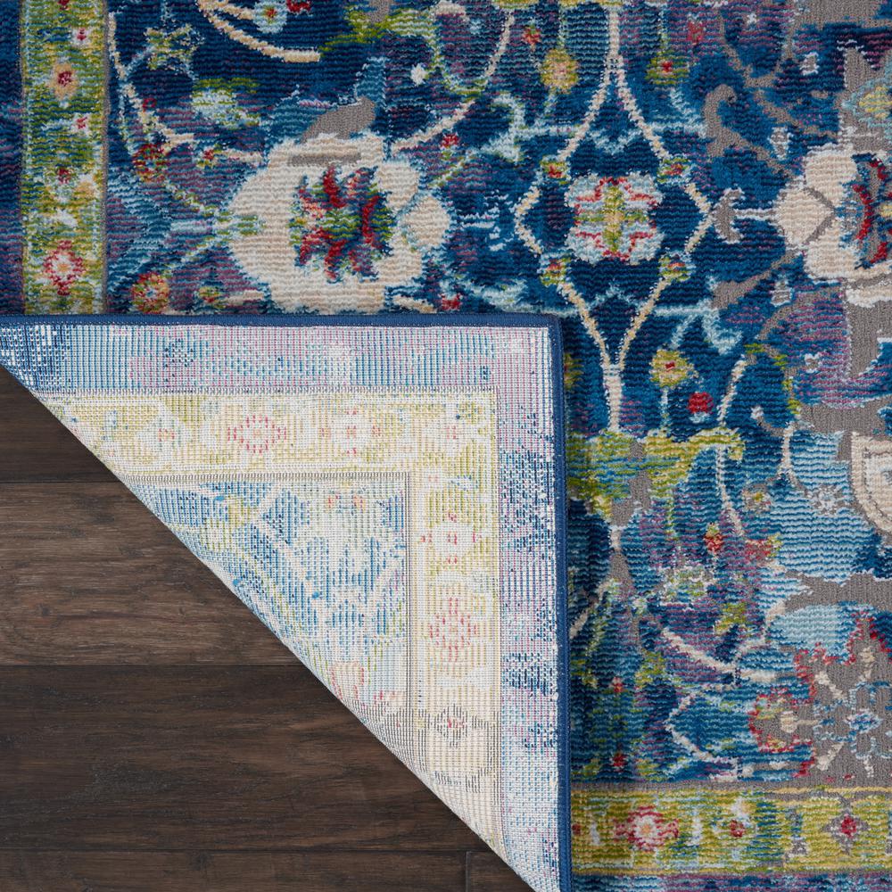 Vintage Rectangle Area Rug, 4' x 6'. Picture 3