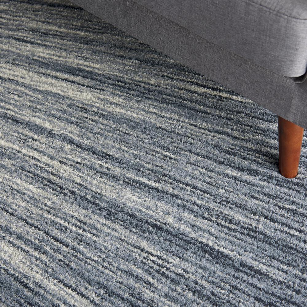 Modern Rectangle Area Rug, 4' x 6'. Picture 8