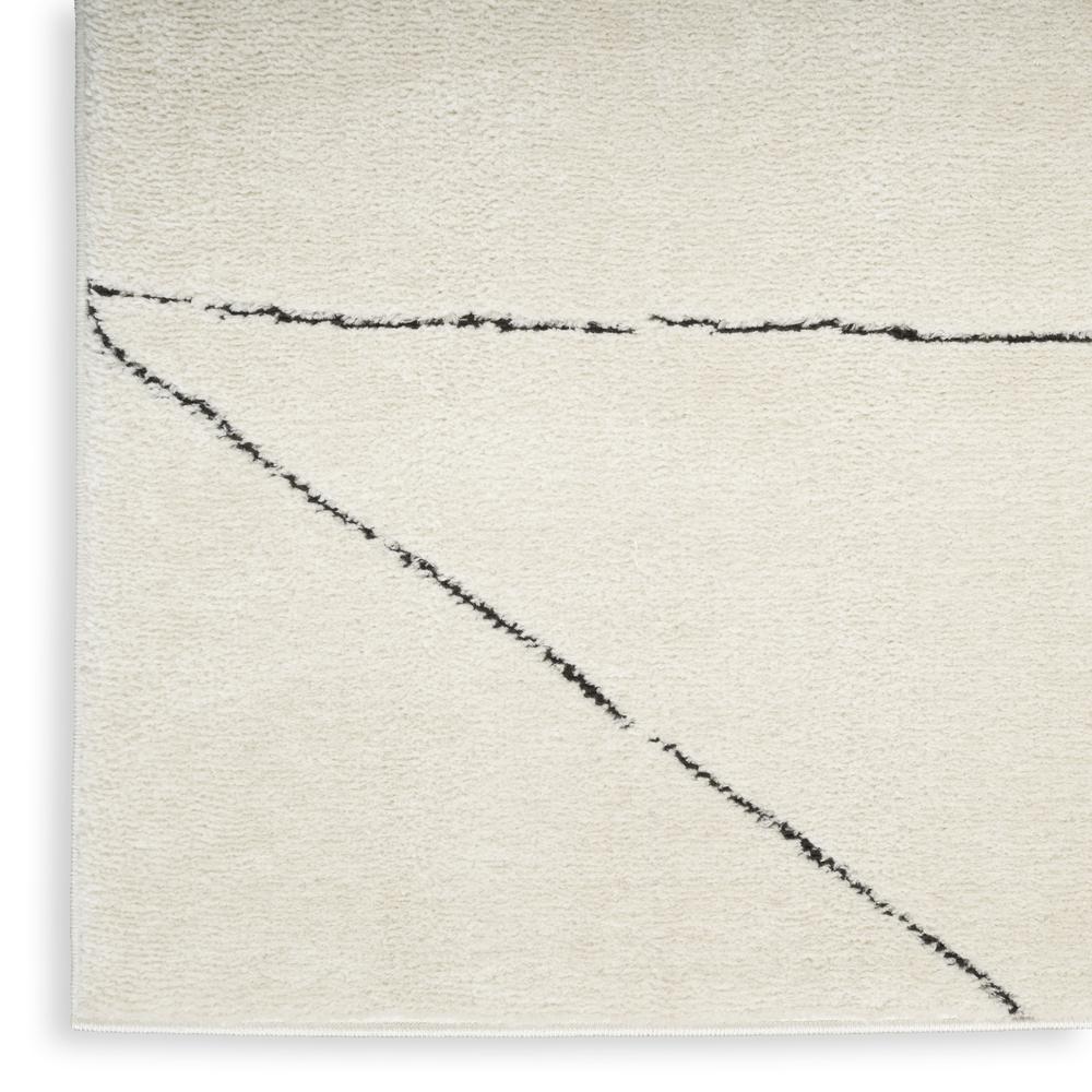 Scandinavian Rectangle Area Rug, 5' x 7'. Picture 5