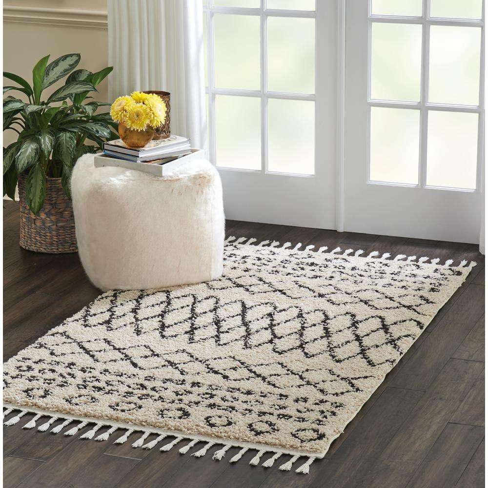 Moroccan Shag Area Rug, Cream, 3'11" x 6'7". Picture 9