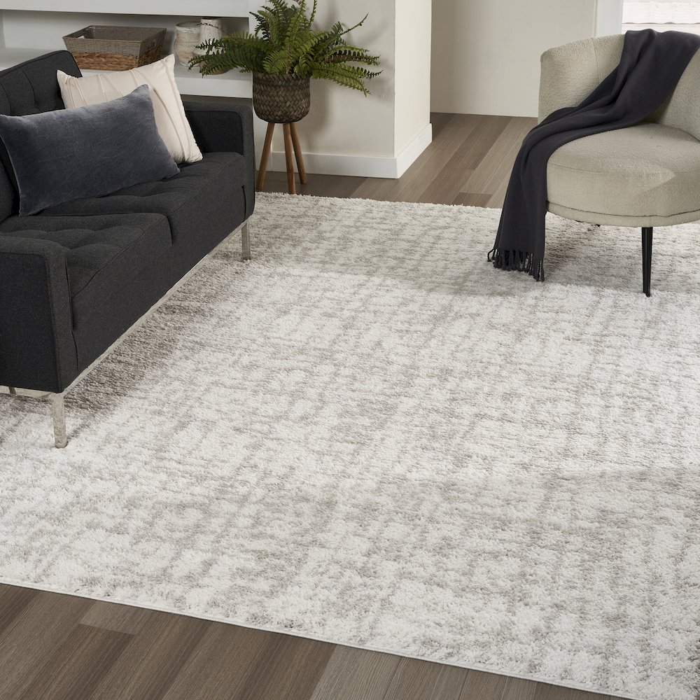 Nourison Home Modern Shag Area Rug. Picture 9