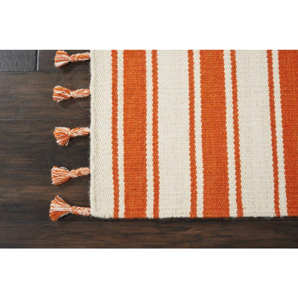 Solano Area Rug, Ivory/Orange, 4' x 6'6". Picture 3