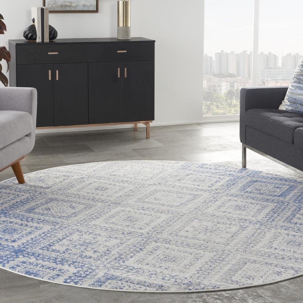 Bohemian Round Area Rug, 8' x Round. Picture 3