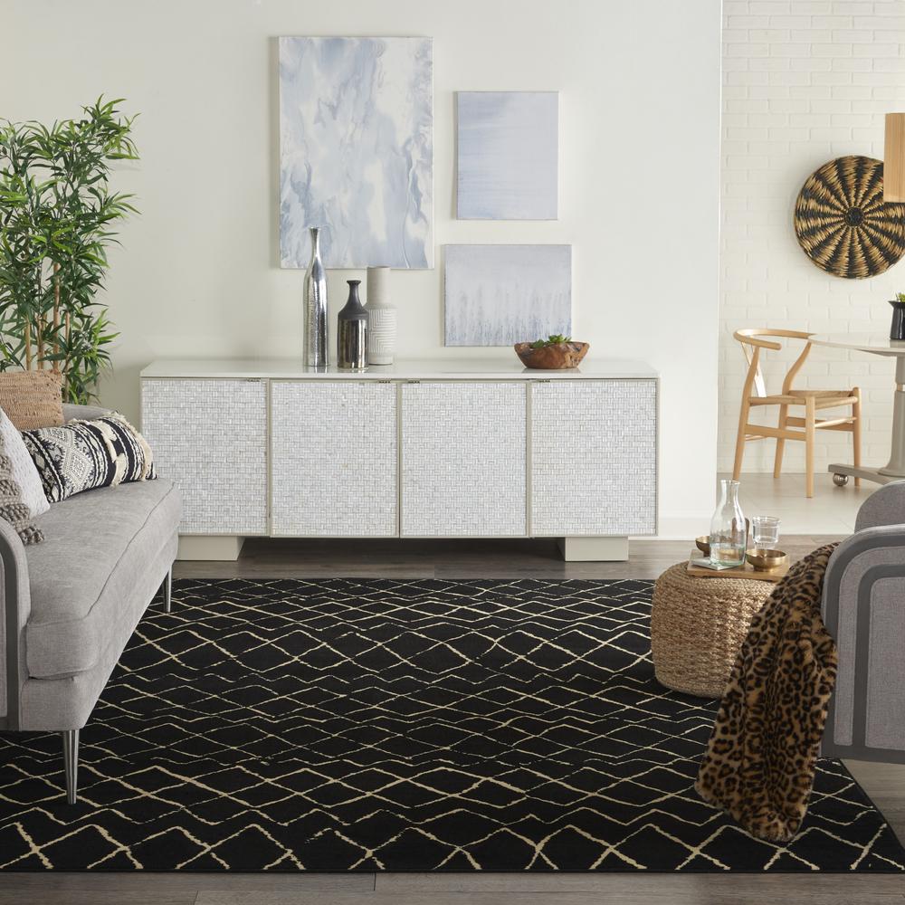 Bohemian Rectangle Area Rug, 6' x 9'. Picture 9